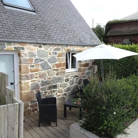 Natural Stone With Garden And Sea View Plougasnou